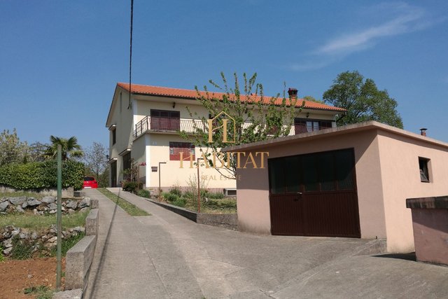 Viškovo, Marčelji, Kuća 430 m2 sa 2100m2 okućnice