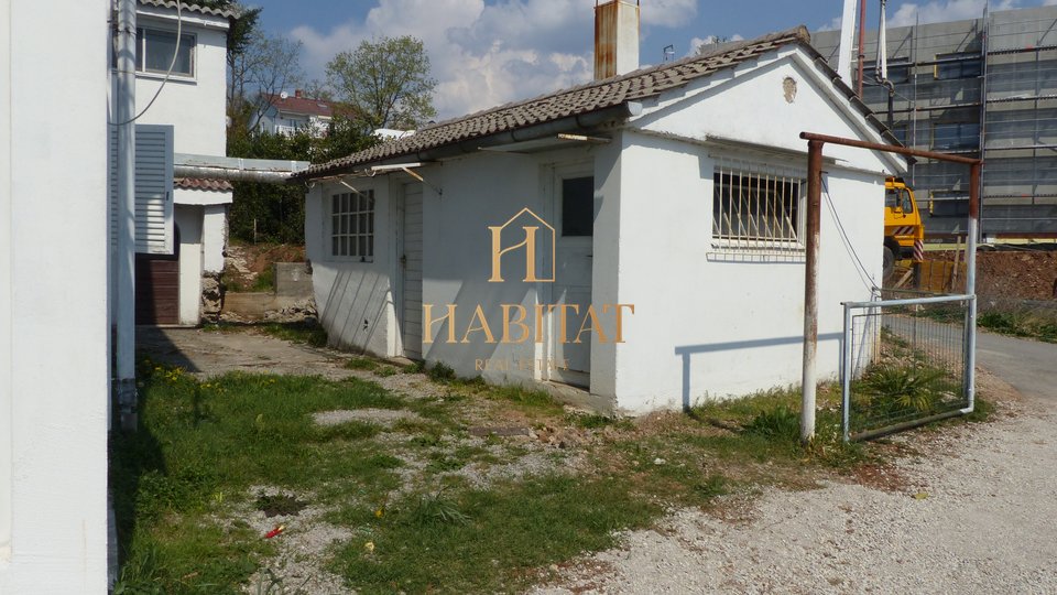 House, 260 m2, For Sale, Opatija - Pobri