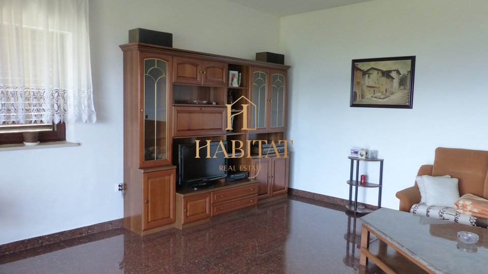 House, 650 m2, For Sale, Lovran