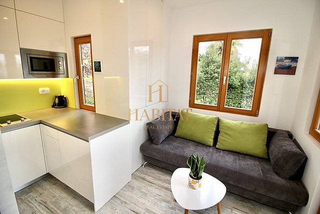 Apartment, 35 m2, For Rent, Lovran