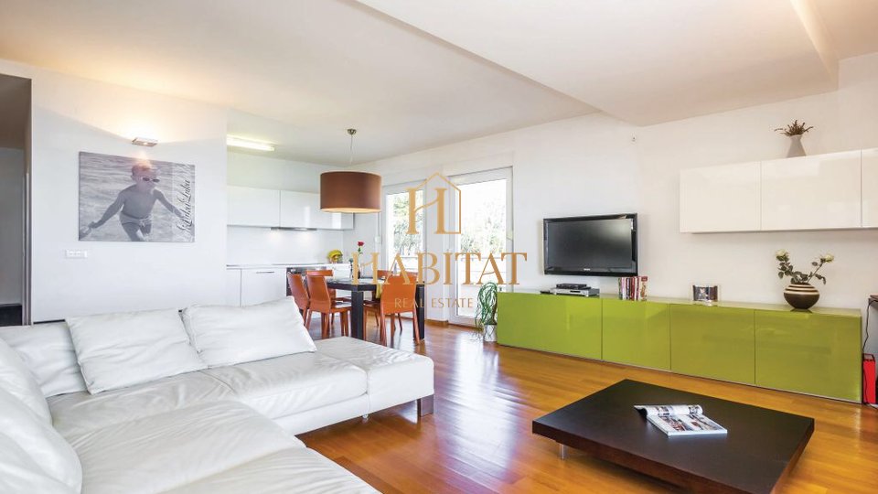 Apartment, 98 m2, For Sale, Opatija