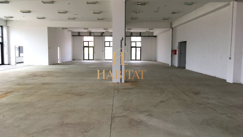 Commercial Property, 1100 m2, For Rent, Rijeka - Marinići