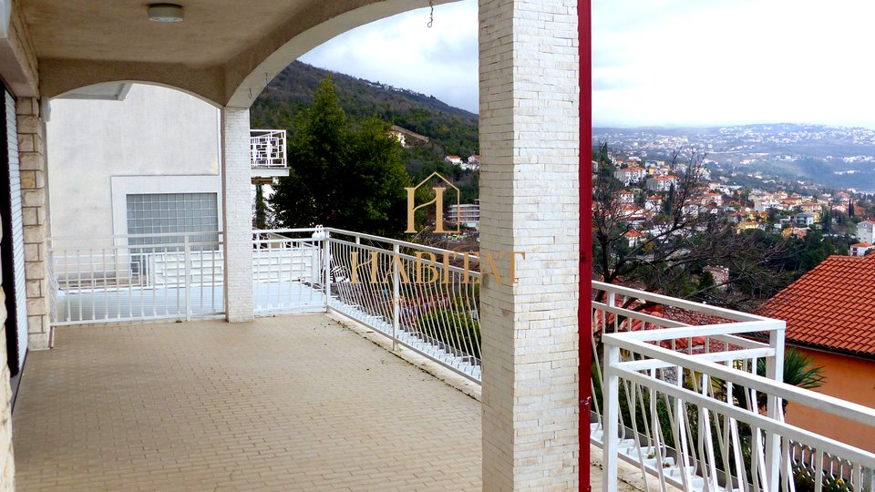 House, 635 m2, For Sale, Opatija