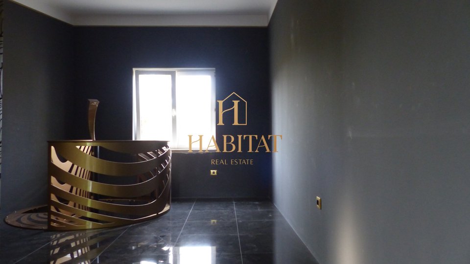 Commercial Property, 200 m2, For Rent, Kastav