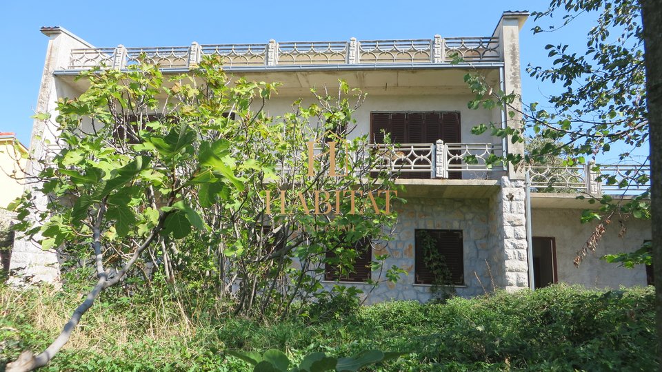 House, 450 m2, For Sale, Novi Vinodolski - Donji Zagon