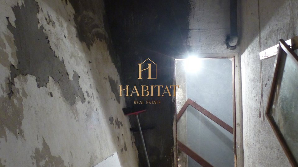 Commercial Property, 27 m2, For Rent, Viškovo
