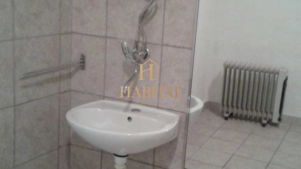 House, 90 m2, For Sale, Rijeka - Pehlin