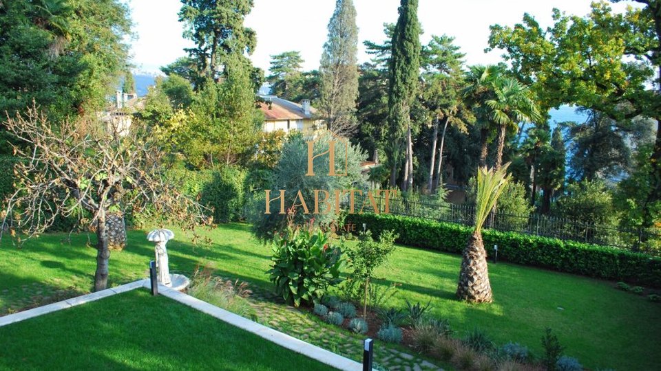 House, 311 m2, For Sale, Opatija
