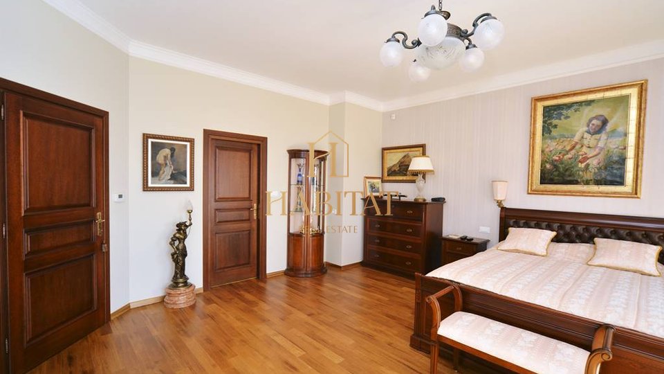 House, 650 m2, For Sale, Rukavac